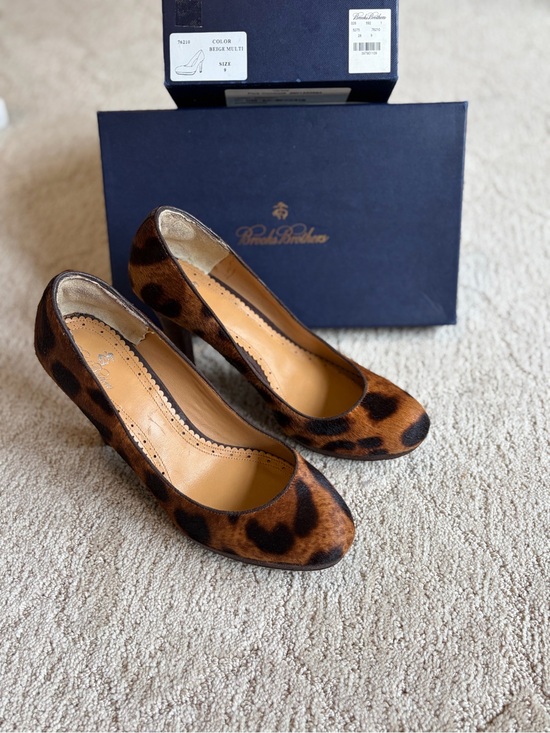 Brooks Brothers Shoes - Brooks Brothers Leopard-Print Calf Hair Pumps in Brown and Black